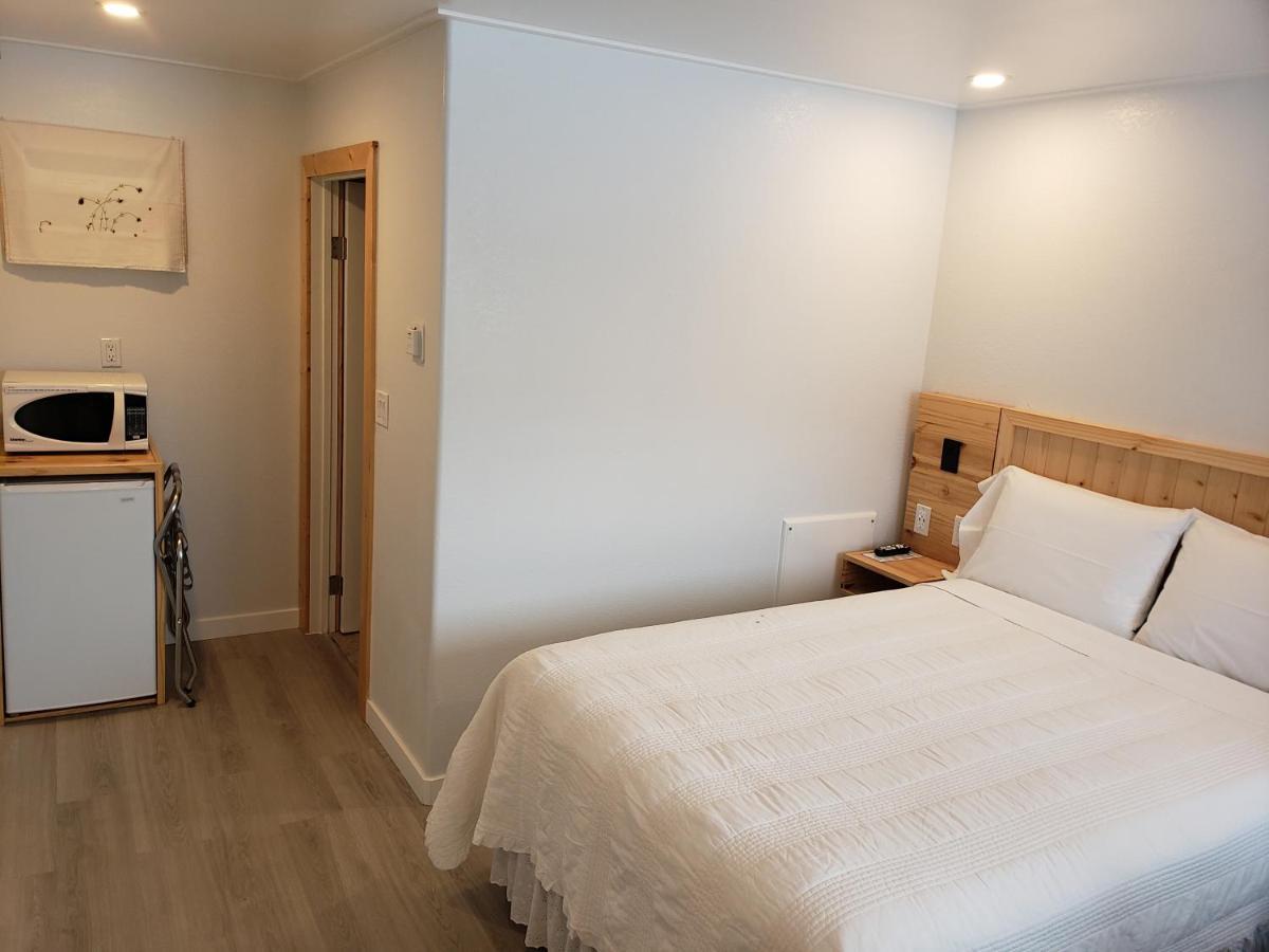 Quest Motel Whitewood Ngoại thất bức ảnh