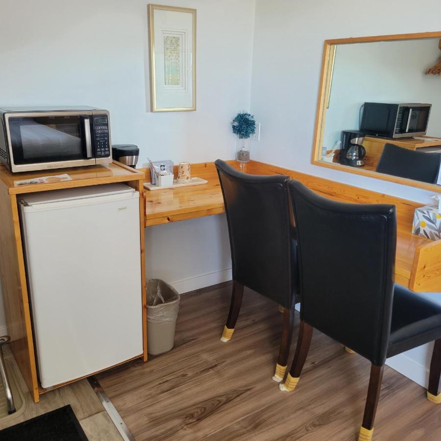 Quest Motel Whitewood Ngoại thất bức ảnh