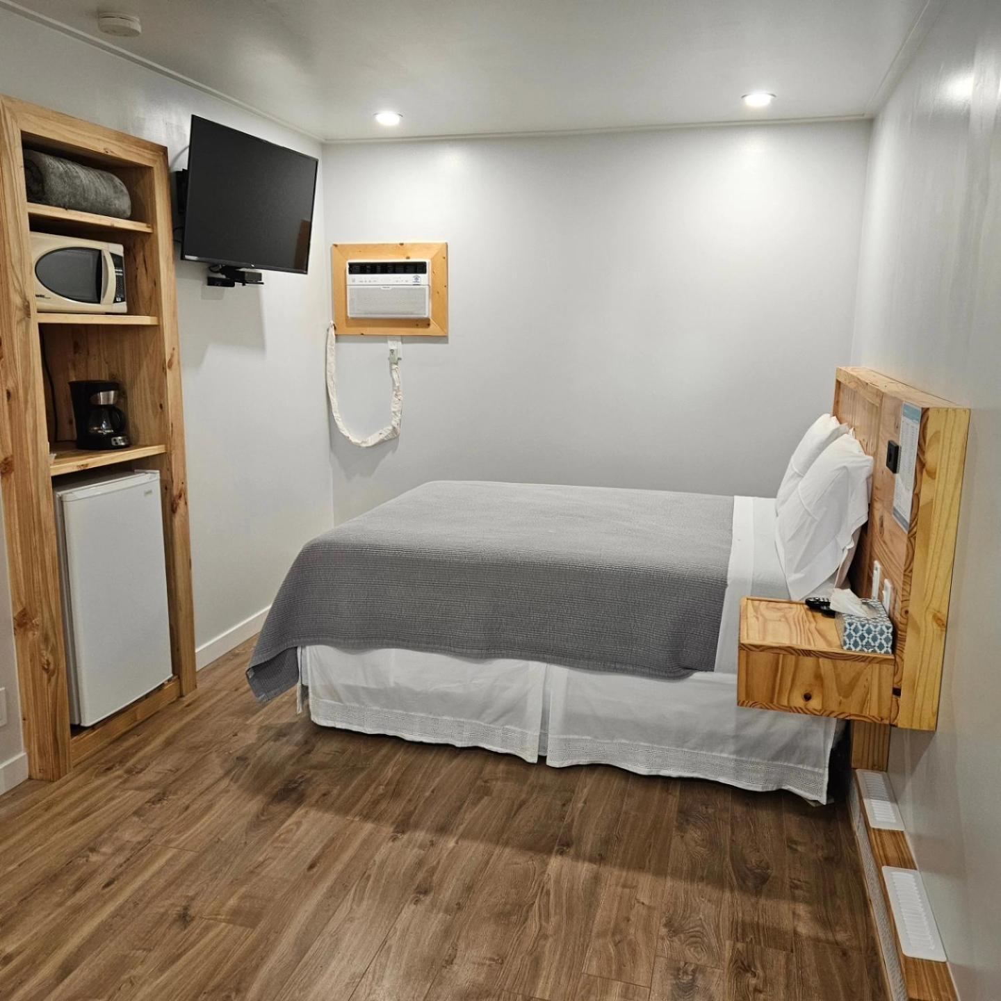 Quest Motel Whitewood Ngoại thất bức ảnh