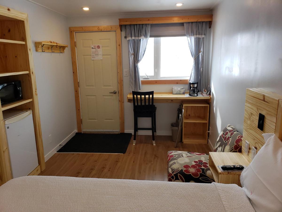 Quest Motel Whitewood Ngoại thất bức ảnh