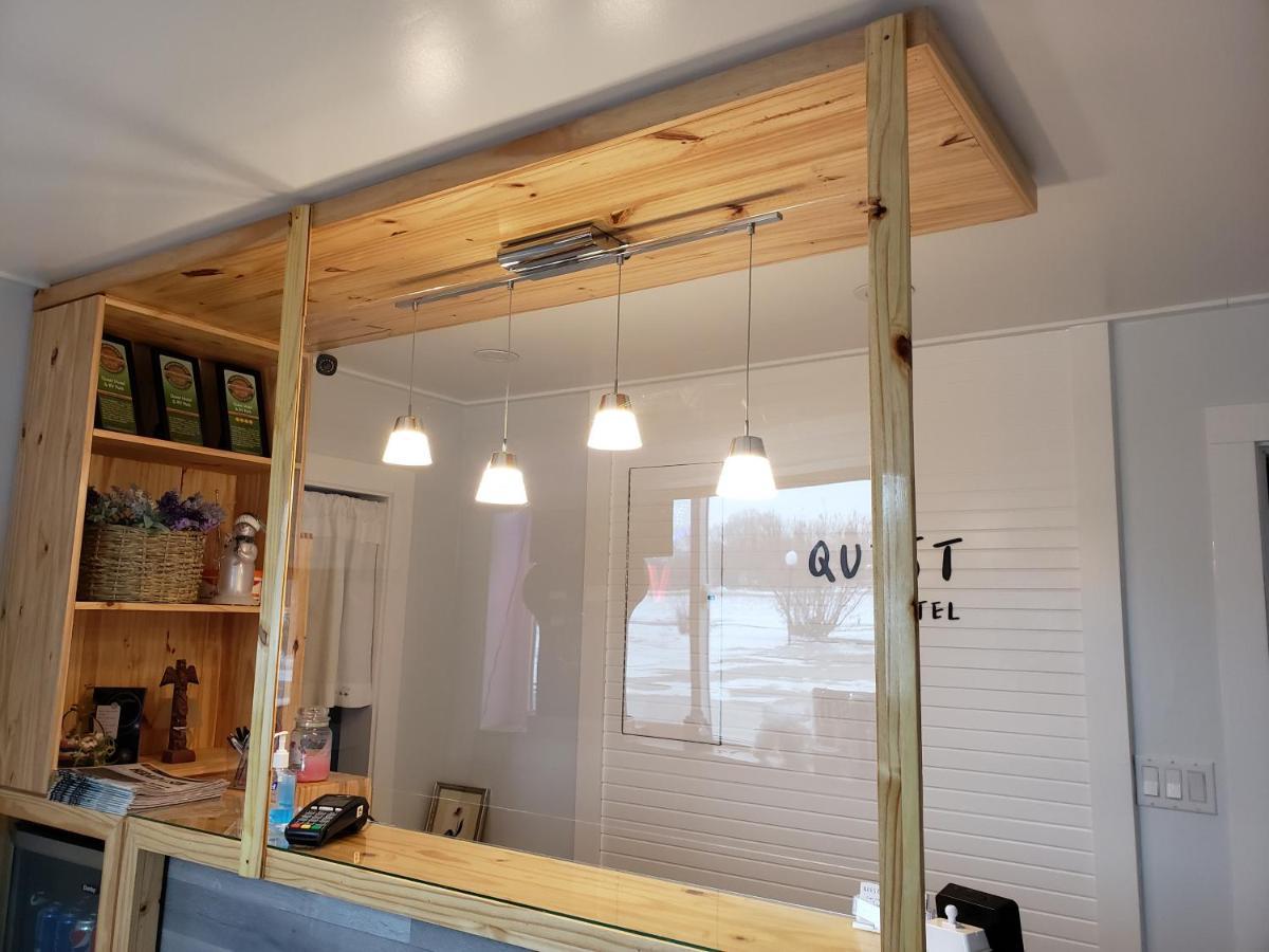 Quest Motel Whitewood Ngoại thất bức ảnh
